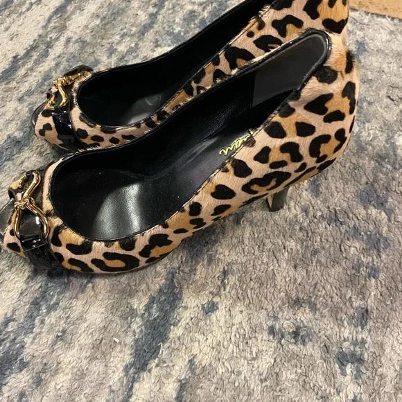 Cole Haan Black Peep Toe Heels with Leopard Bow - Picture 4 of 9